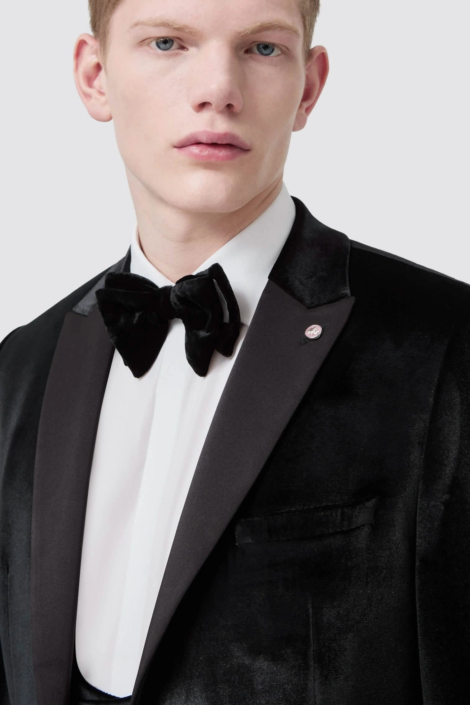 Sylvester Slim Fit Black Velvet Tuxedo Suit