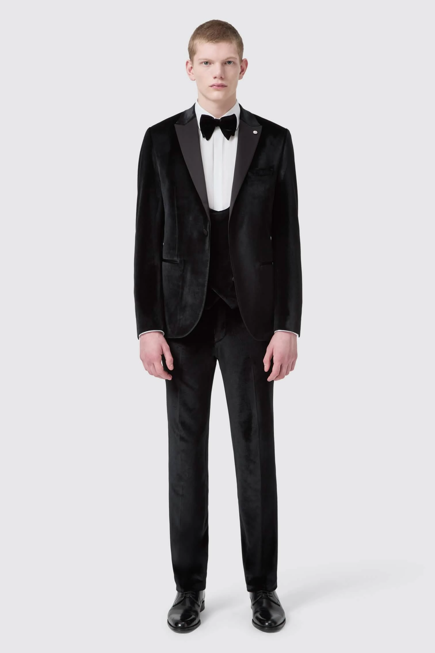 Sylvester Slim Fit Black Velvet Tuxedo Suit
